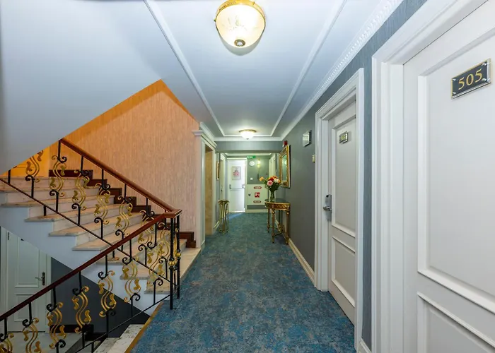 Отель Arden Hotel-special Category 4*